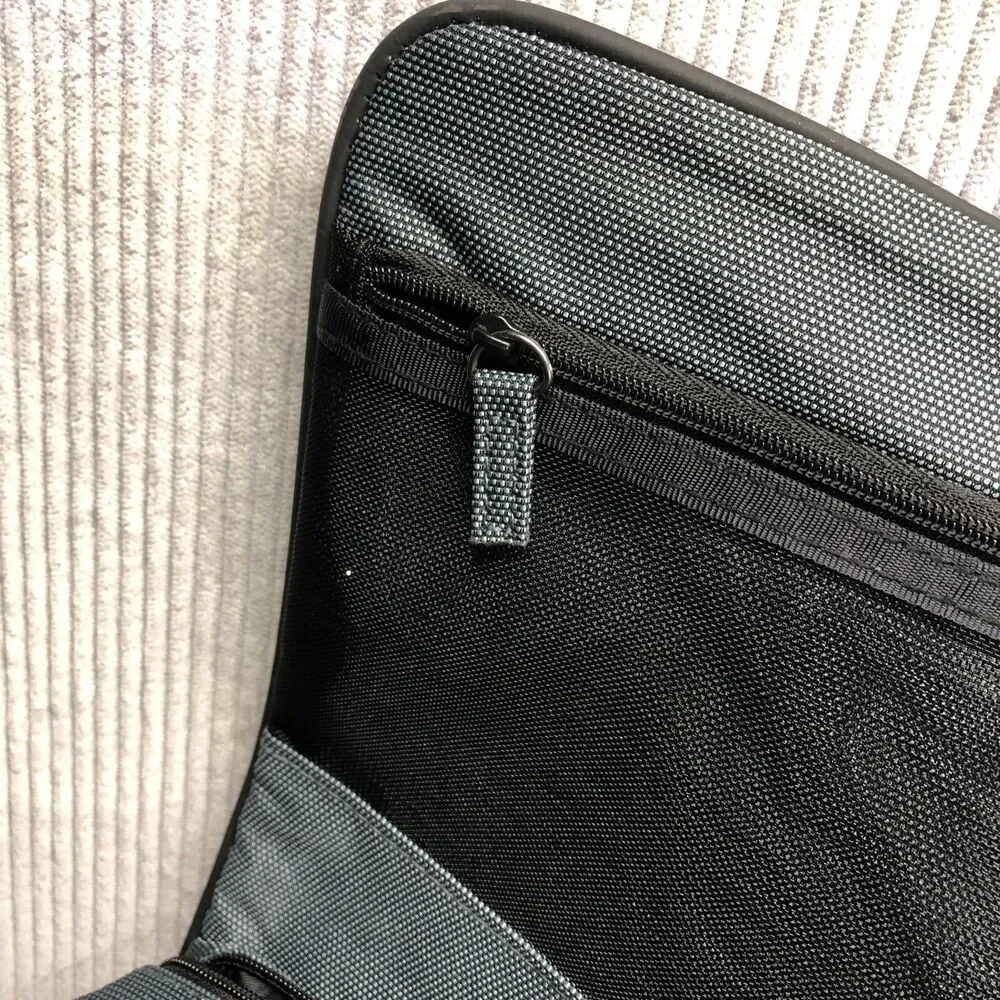 Bvlgari Parfums Folding Travel Cosmetic Bag Gray Black 2 Organization Pockets